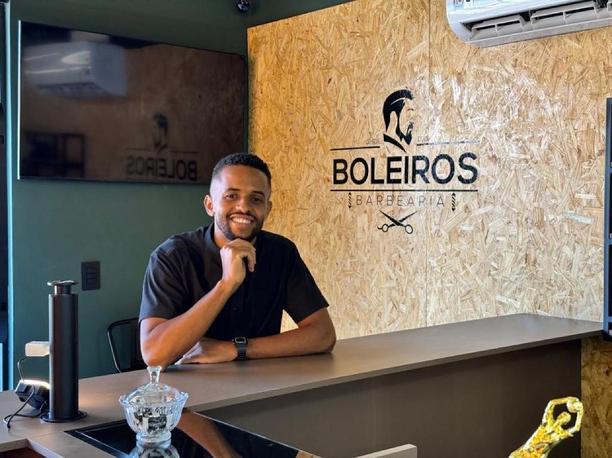 Boleiros Barbearia: Excelência em Atendimento desde 2015 no Coração do Santa Isabel 