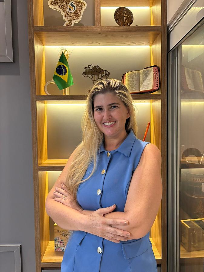 Ívina Angélica, mulher cristã e profissional da saúde, deve confirmar pré-candidatura em encontro nacional do DC